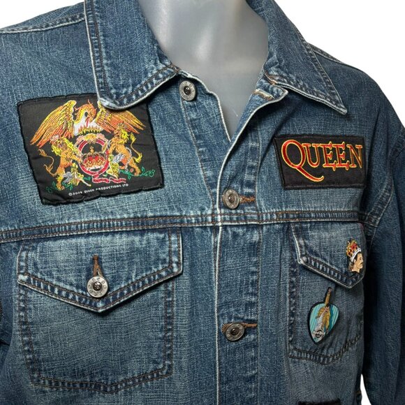 Denim Trucker jacket customized with Queen Freddy Mercury band patches Unisex - Picture 6 of 14